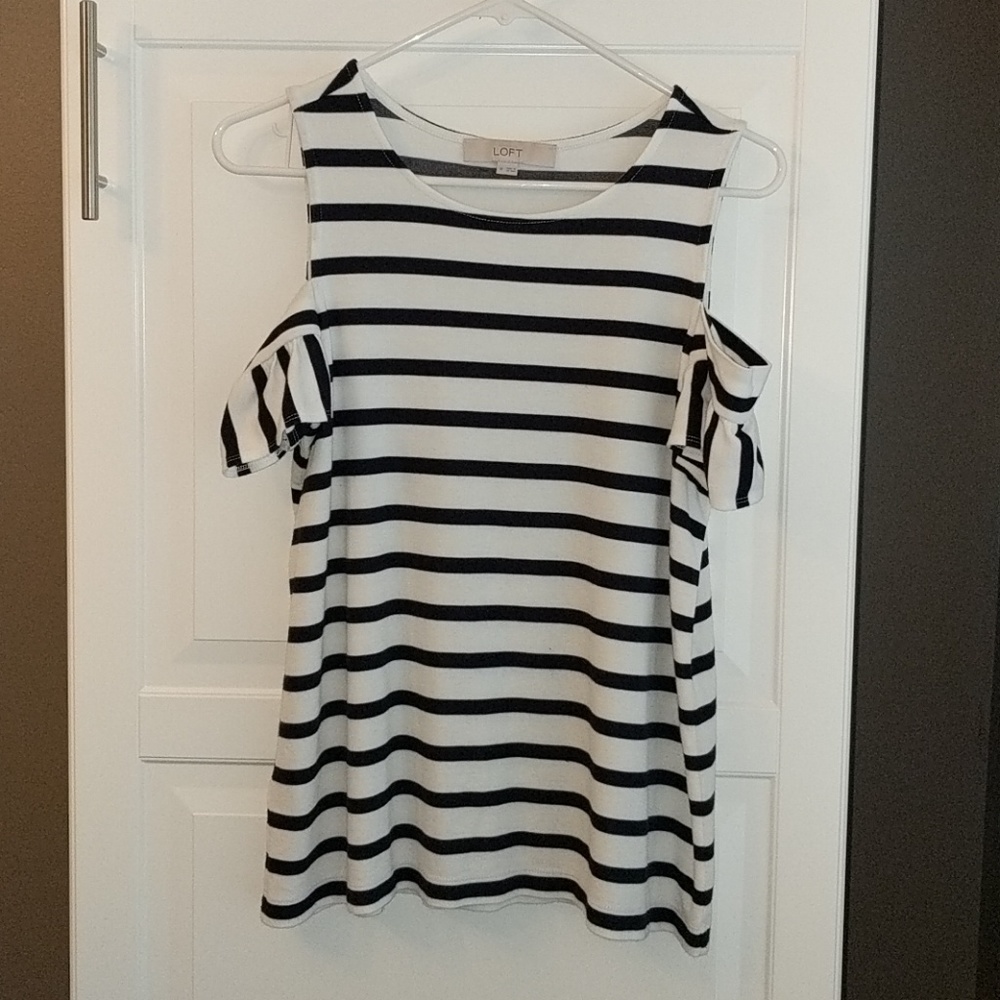 Loft cold shoulder ruffle top